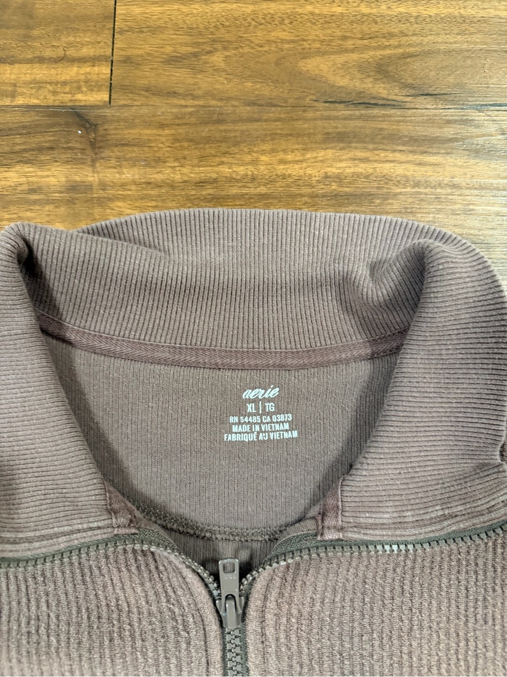 aerie Women's Scoop-Neck Half-Zip Sweater in Dusty Mauve Brown - Picture 2 of 3